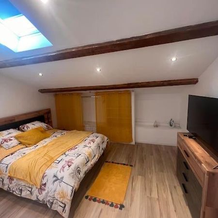 T2 Neuf Et Moderne Climatiser Avec Netflix Amazon Marselha Exterior foto